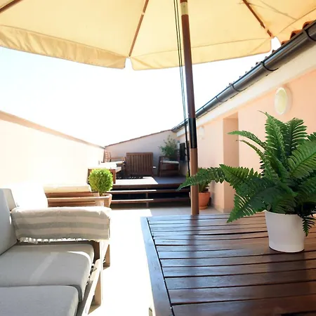 Sunset View Apartment *